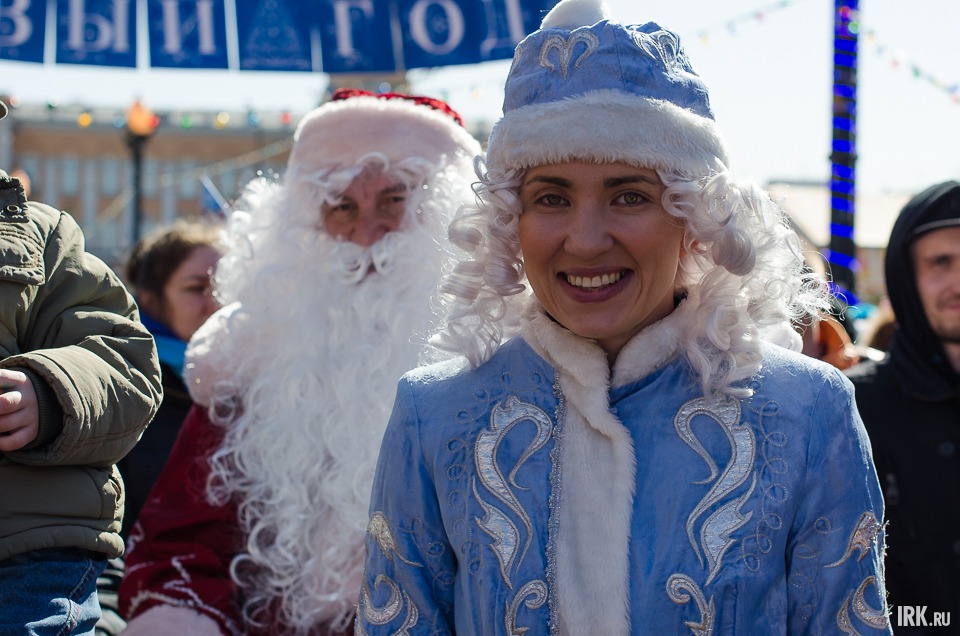 Какой же Новый год без Деда Мороза и Снегурочки, пусть даже в марте