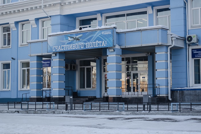 Аэропорт Иркутска. Фото Ильи Татарникова