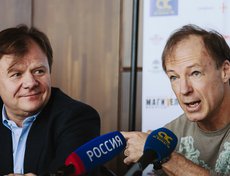 Перед заключительным концертом музыканты провели пресс-конференцию.