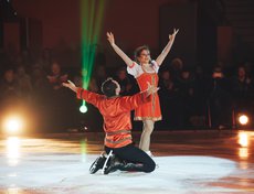 Мария Петрова и Алексей Тихонов
