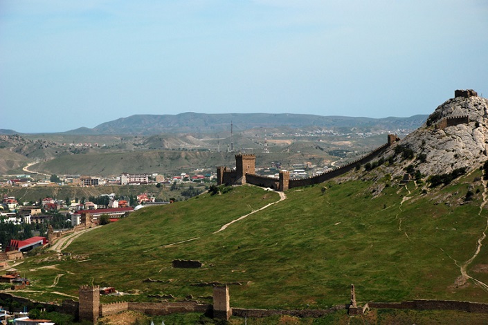 Крепость в Судаке. Фото с сайта www.geokrym.ru
