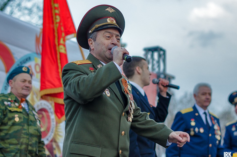 Завершилась акция праздничным концертом на набережной.