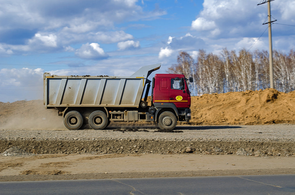 Новый проект предусматривает увеличение основных полос движения до четырех.