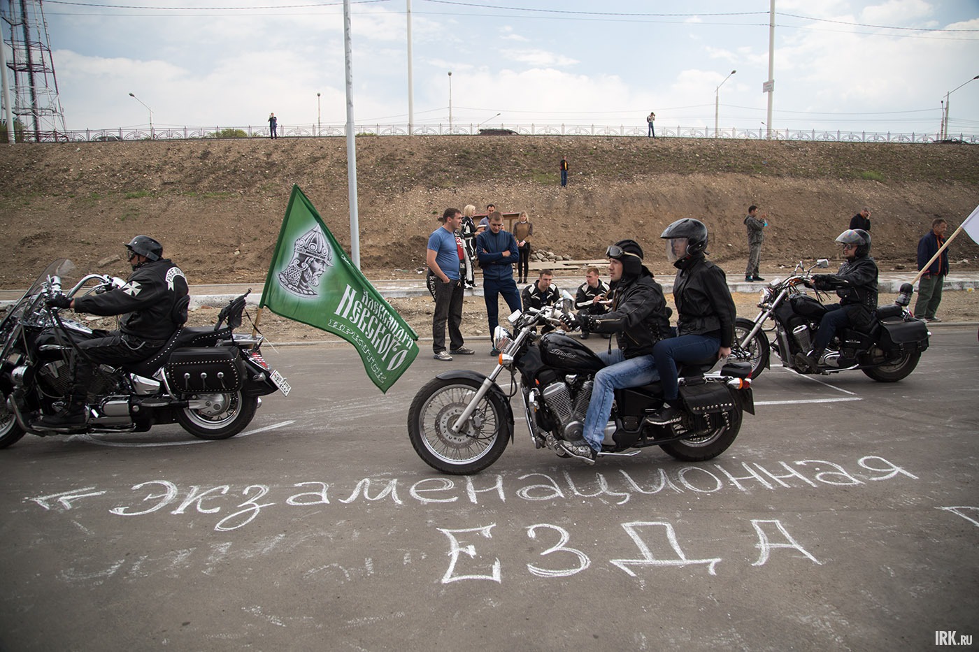 Байкерские классики. Желающие смогли пройти экзамен по управлению транспортным средством