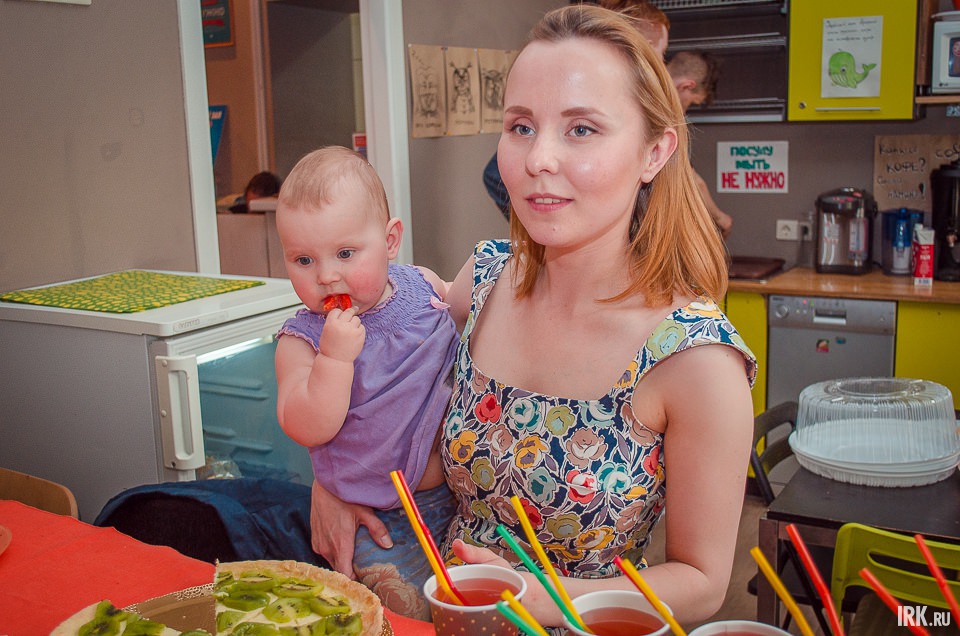 Хозяйка «#Ом-ном-ном» — Мария — мама в декрете. Она решила поучаствовать в Ресторанном дне для разнообразия.