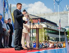 Станислав Седых, председатель комитета общественного движения «Шаг вперёд»: «Давайте будем поддерживать своих, земляков, вся молодежь Черемховского района поддерживает Сергея Владимировича на выборах».