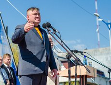 Мэр города Черемхово, Вадим Семенов: «Да, губернатор — жесткий человек. Да, губернатор — авторитарный человек. Но по-другому сегодня нельзя: власть должна быть сильной, власть должна быть внятной и понятной».