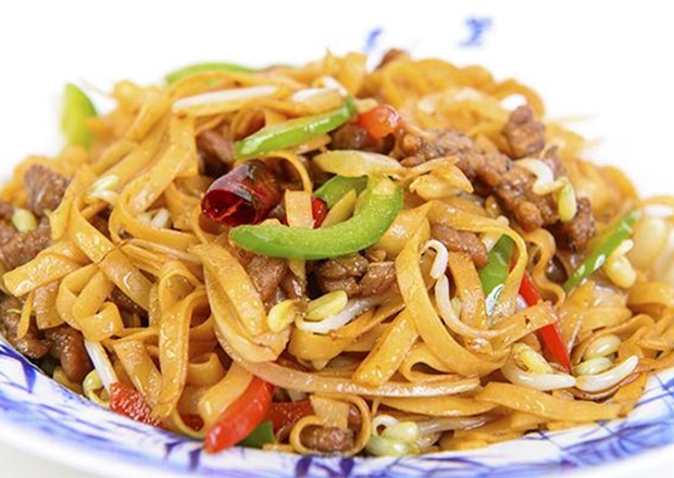 Лапша с телятиной из меню ресторана «Китайский иероглиф»