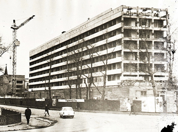 Строительство гостиницы «Ангара», фото 1968 года
