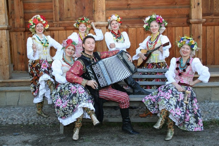 Музыкальный коллектив в «Тальцах». Фото с сайта www.talci.ru