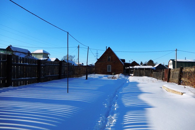 Участок на 3-м километре Култукского тракта в СНТ Мичуринец