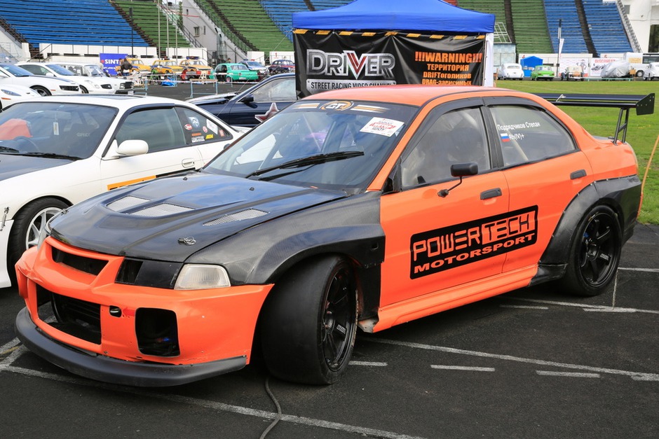 Mitsubishi Lancer EVO (PowerTech Motorsport, Иркутск) — победитель в номинации «Лучшая инженерия». Автомобиль переделывался в несколько этапов для круглогодичного участия в гонках.