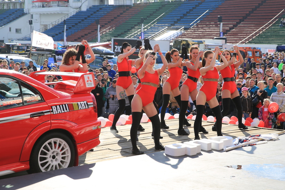 Команда Evo-Club — победители в номинации «Лучшая группа поддержки».