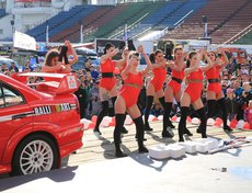 Команда Evo-Club — победители в номинации «Лучшая группа поддержки».