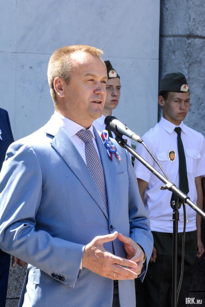 Перед собравшимися выступил временно исполняющий обязанности губернатора Иркутской области Сергей Ерощенко.