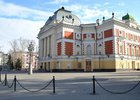 Площадь перед иркутским драмтеатром. Фото ИА «Иркутск онлайн»