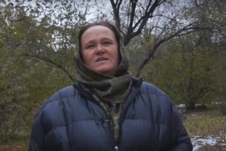 Елена Абубакарова. Скриншот видеообращения застройщицы к главе Чечни