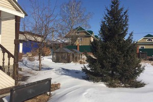 Дом в поселке Дзержинск на улице Полевой