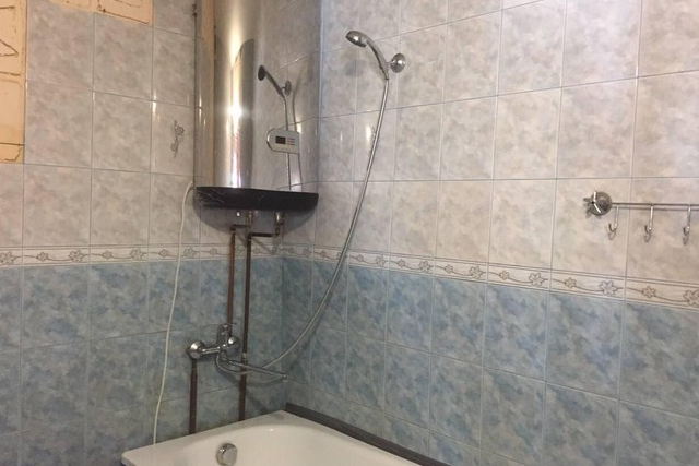 Дом в поселке Дзержинск на улице Полевой