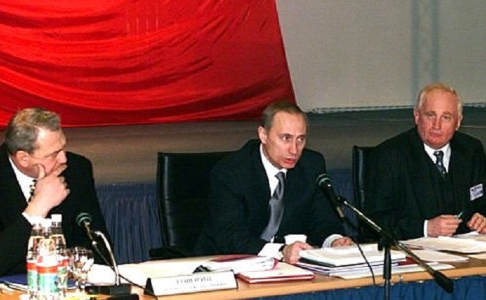 На заседании совета межрегиональной ассоциации «Сибирское соглашение». Фото с сайта kremlin.ru