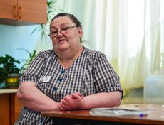 Татьяна, 54 года, осуждена за преступление, связанное с незаконным оборотом наркотиков. Из общего срока наказания 4 года и 3 месяца отбыла 2 года, находится в реабилитационном центре колонии.