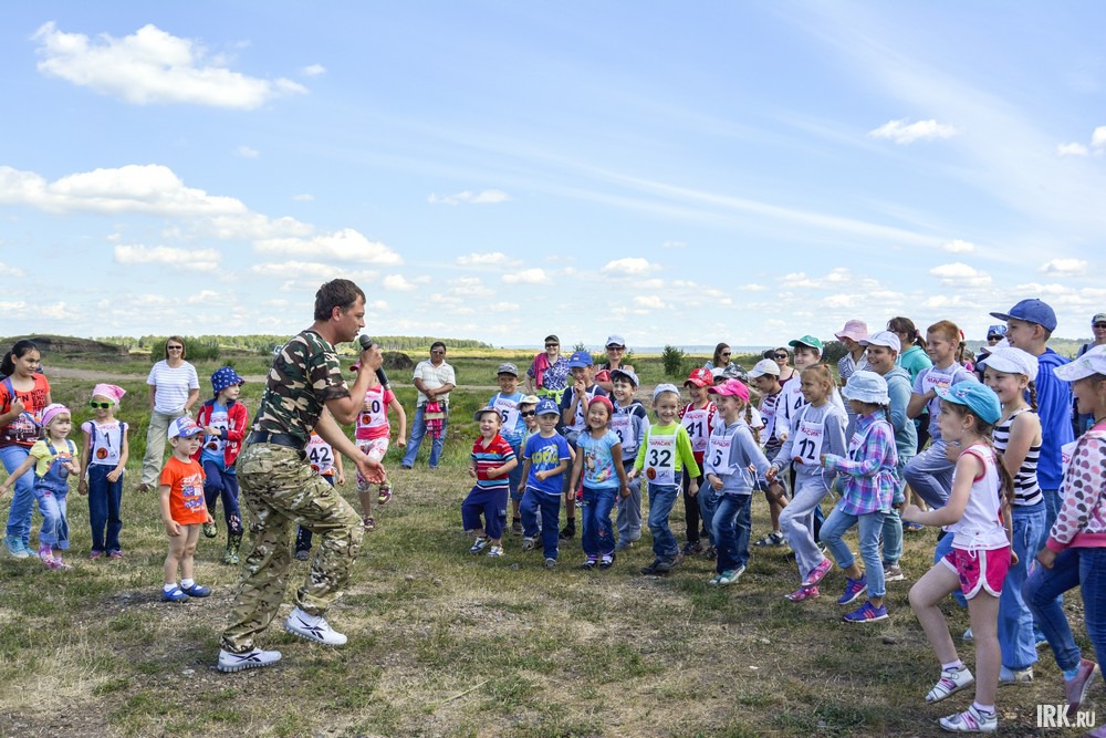 Помимо соревнований, для детей была организована развлекательная программа.