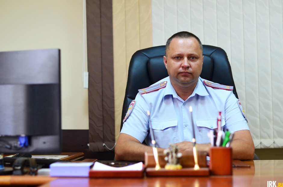 Владимир Балашов: Желаю участникам дорожного движения безаварийного вождения, всегда помнить, что дома его ожидают семья, дети. Пользуйтесь ремнями безопасности, соблюдайте скоростной режим, поменьше получайте «писем счастья».