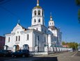 Первая деревянная Харлампиевская церковь была построена в 1739 году. Строительство каменного храма продолжалось с 1777 по 1790 год.