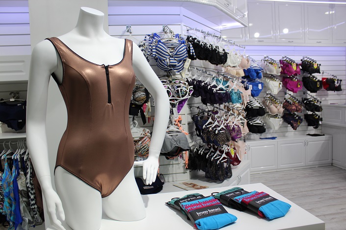 Магазин нижнего белья и купальников Nagaya Магазин нижнего белья и купальников Nagaya