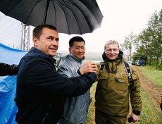 В акции приняли участие мэр Иркутска Дмитрий Бердников и депутат Госдумы Николай Будуев.