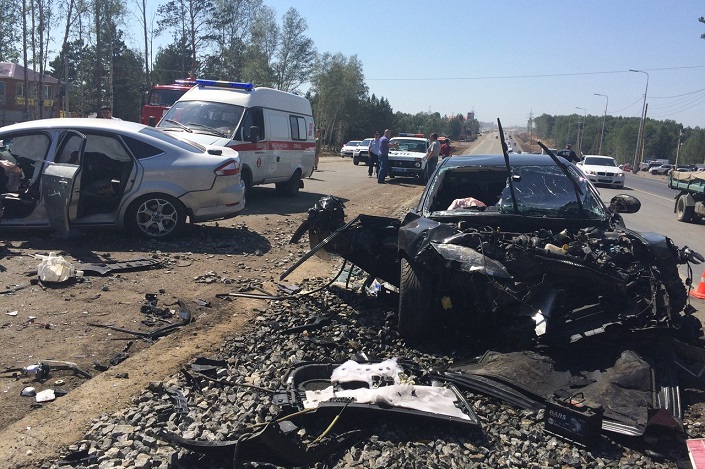 На месте аварии. Фото из группы ДТП 38RUS «ВКонтакте»