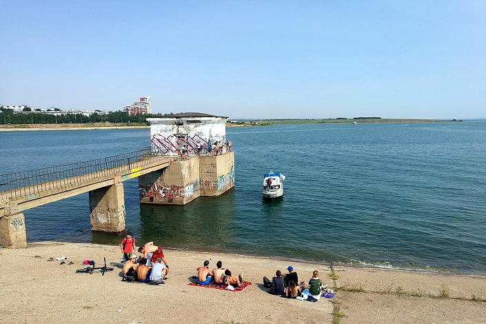 Вход на вышку закрывали, но все без толку. Автор фото — Вадим Палько