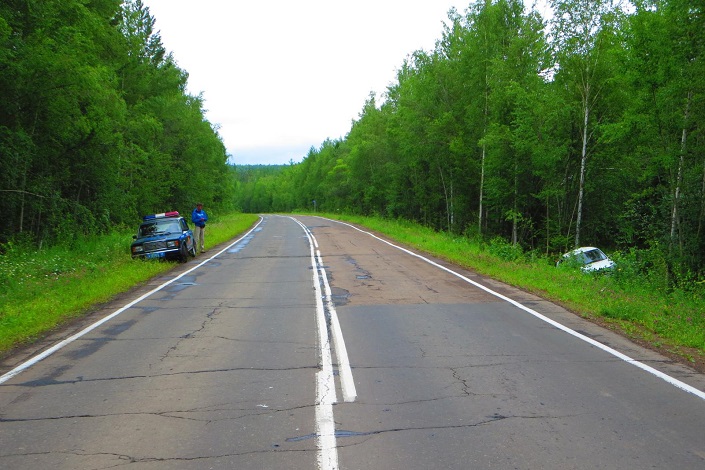 На месте ДТП. Фото пресс-службы УГИБДД ГУ МВД России по Иркутской области На месте ДТП. Фото пресс-службы УГИБДД ГУ МВД России по Иркутской области