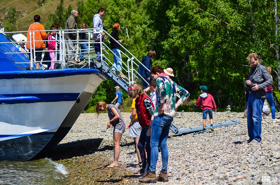 Первая остановка на мысе Толстый длится 45 минут.