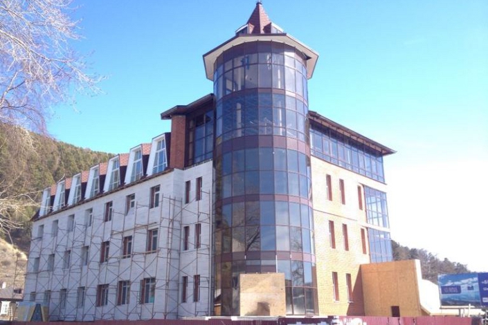 Гостиница, поселок Листвянка. Фото предоставлено ООО «КНАУФ ГИПС»