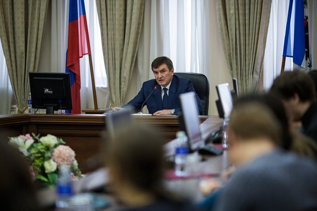 Александр Битаров. Фото пресс-службы правительства Иркутской области Александр Битаров. Фото пресс-службы правительства Иркутской области