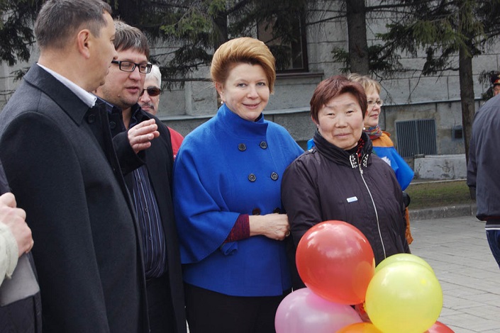 Первомайское шествие в 2014 году. Фото пресс-службы Заксобрания