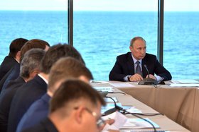 Владимир Путин на совещании в Бурятии. Фото с сайта kremlin.ru