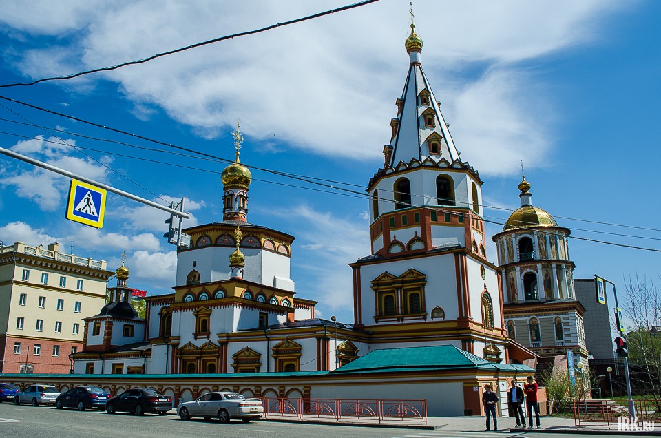Кафедральный собор Богоявления. Здание построено в 1693 году. В 1716 году сгорело. Спустя два года после пожара был заложен каменный соборный храм. С 1934 по 1968 годы здесь располагался цех хлебозавода.