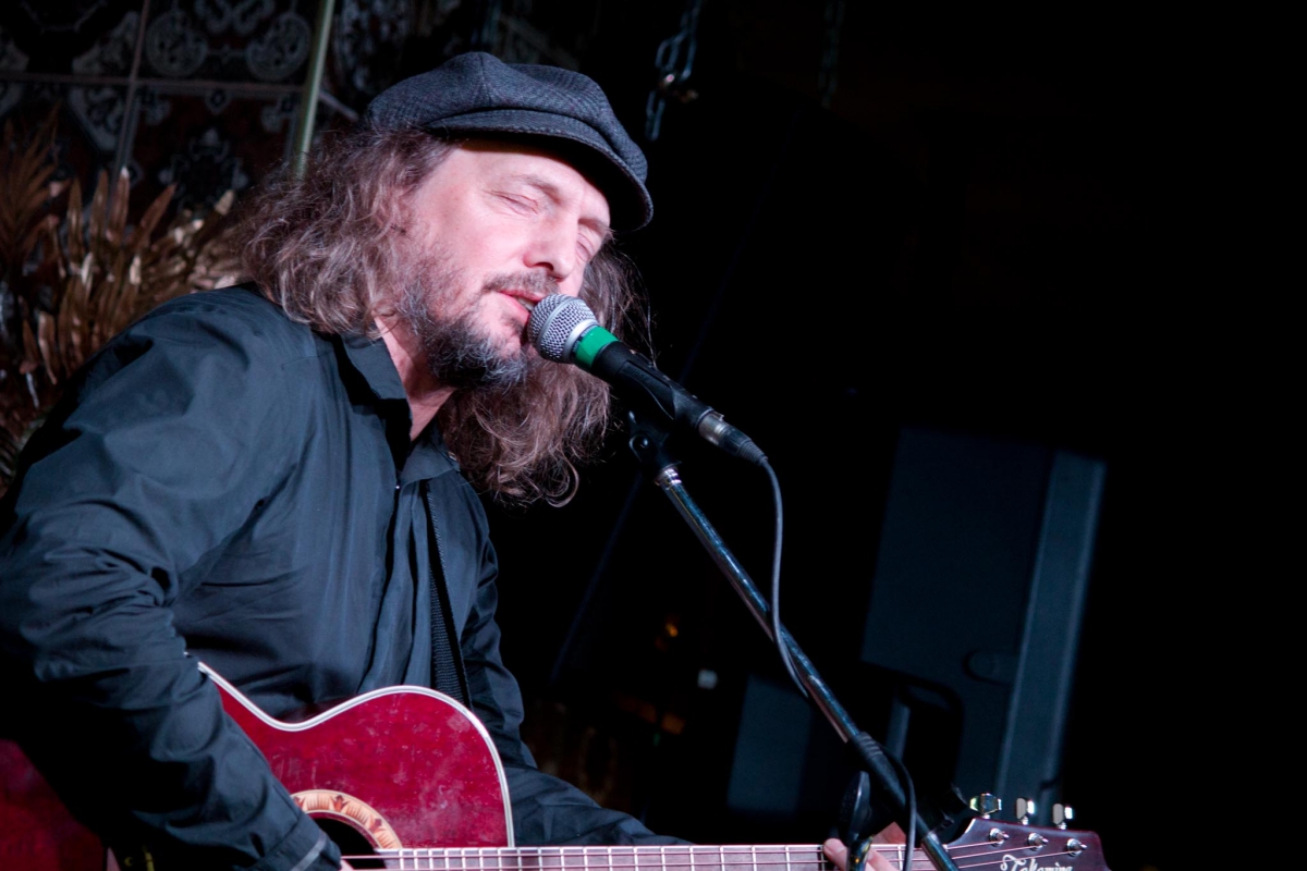 В Иркутске после фестиваля на Малом Море также выступил Михаил Башаков.