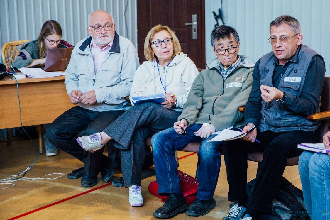 Виктор Кузеванов. советник мэра Иркутска, бывший директор Ботсада ИГУ (слева), Сергей Язев, директор Иркутской астрономической обсерватории (справа).