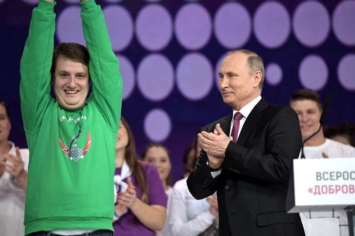 Максим Токарев и Владимир Путин. Фото с сайта президента России