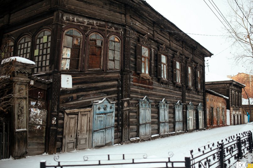 Здание на улице Богдана Хмельницкого, 18
