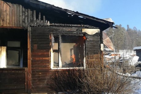 Двое детей погибли на пожаре в Шелеховском районе Приангарья Двое детей погибли на пожаре в Шелеховском районе Приангарья