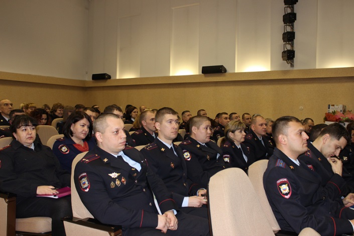 На совещании. Фото с сайта ГУ МВД России по Иркутской области