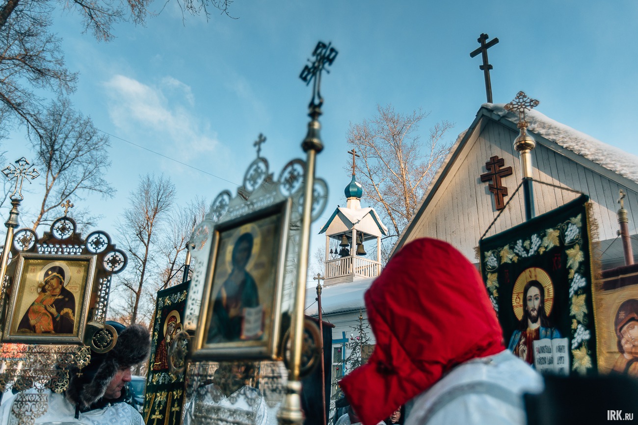 Построение на крестный ход.