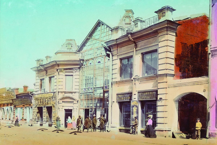 Пассаж Юцисов, стеклянную галерею разобрали в советское время. Фото vsp.ru