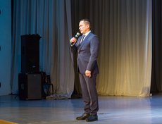 Мэр Иркутска Дмитрий Бердников является выпускником военной кафедры 1988 года.