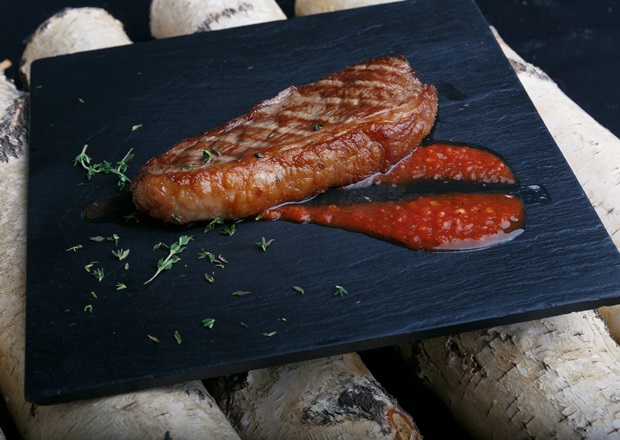 Стейк из мраморной говядины