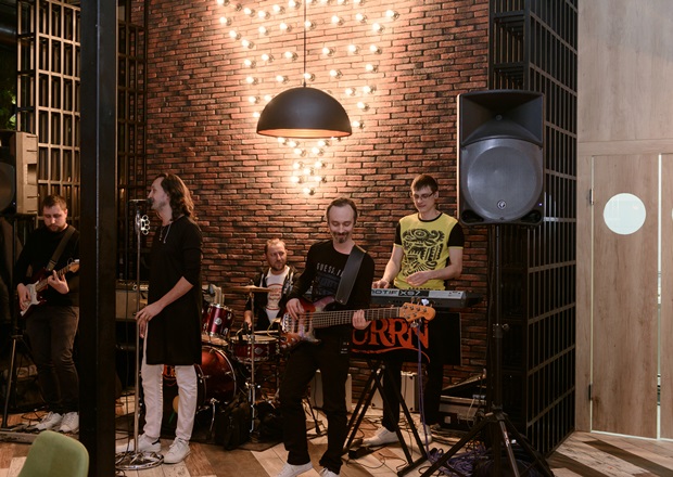 Группа «Берн»